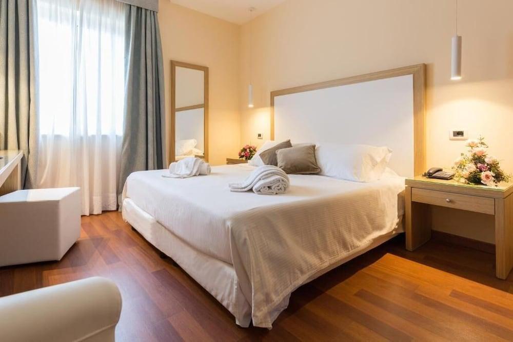 โฮเต็ล วิลลา เอสเปเรีย Hotel ปาแลร์โม ภายนอก รูปภาพ